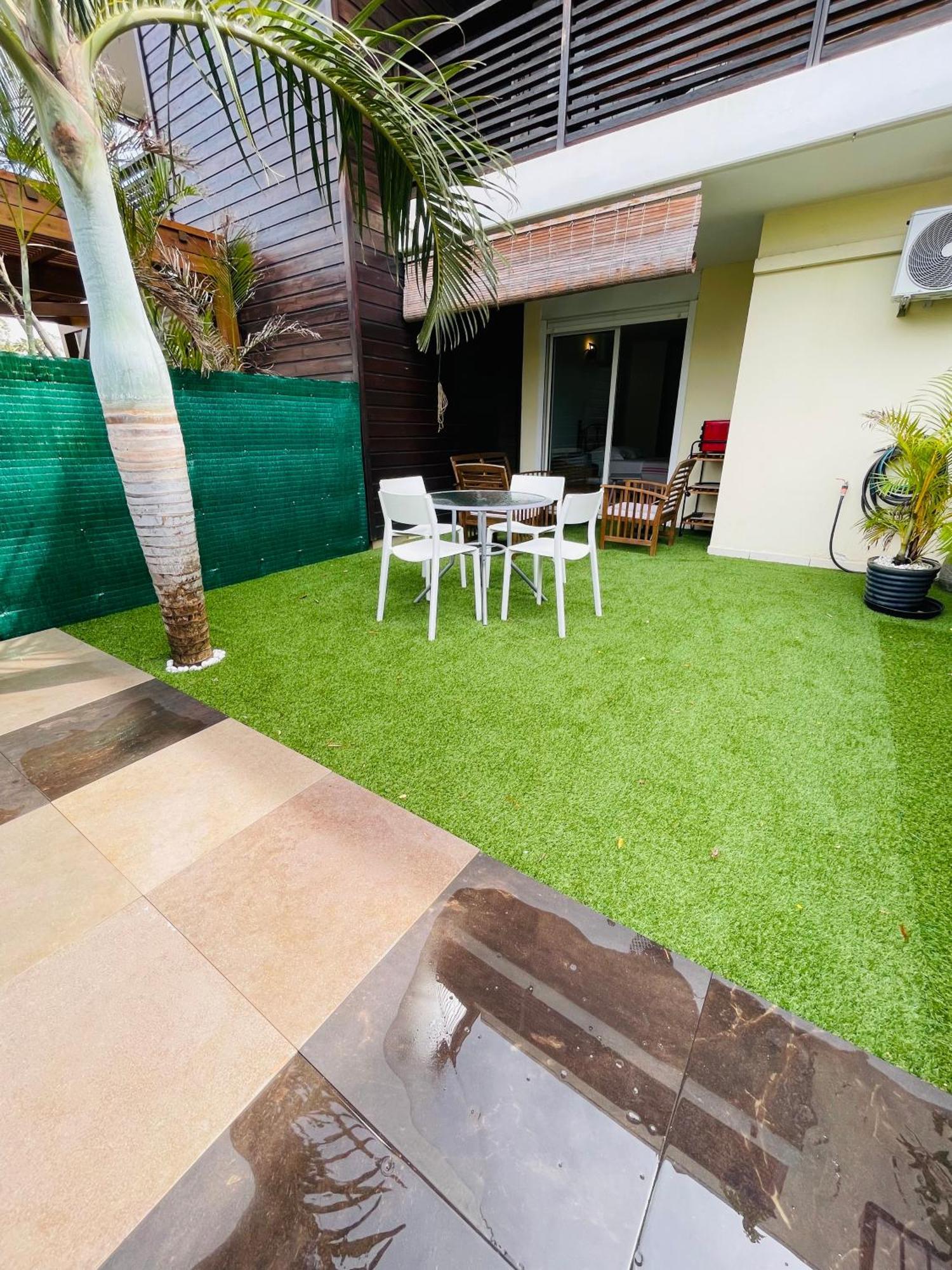 Prana Lodge Saint Gilles Les Bains 800 M De La Plage Bagian luar foto