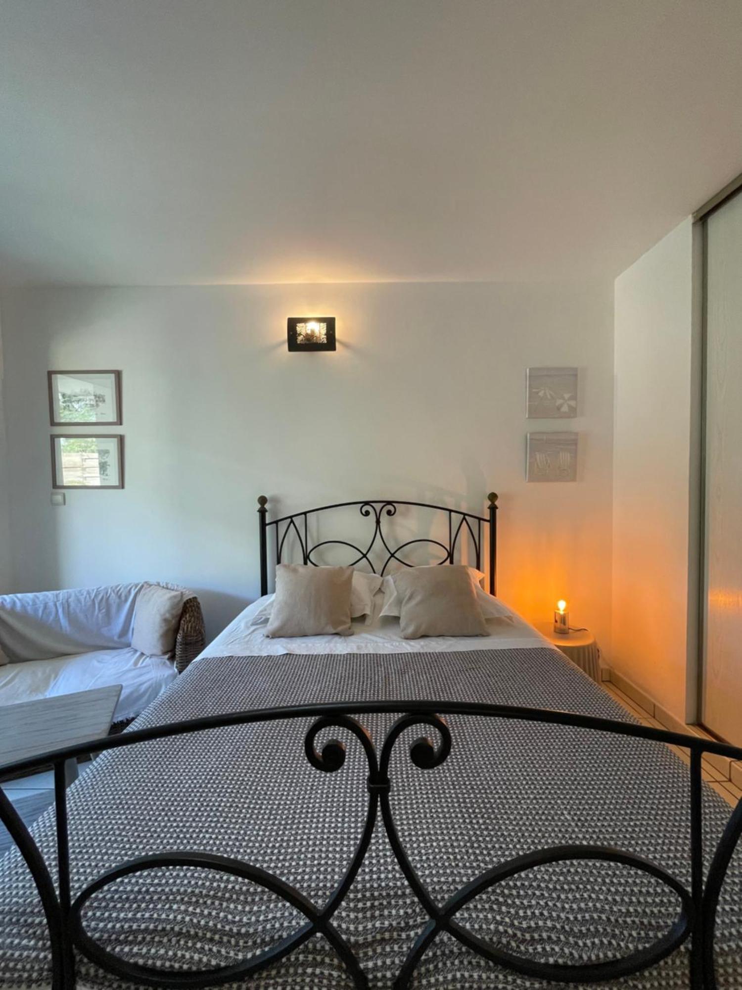 Prana Lodge Saint Gilles Les Bains 800 M De La Plage Bagian luar foto