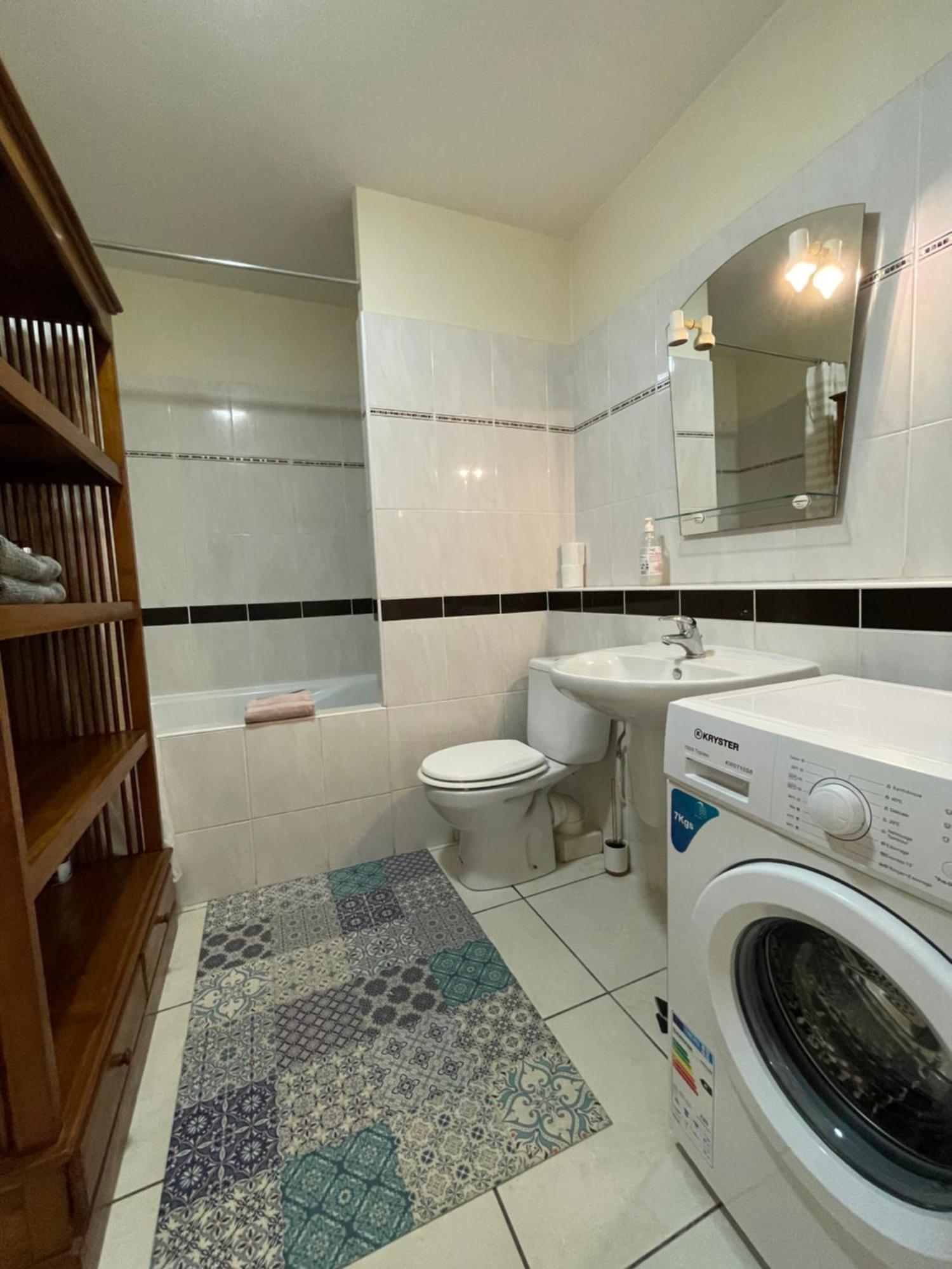 Prana Lodge Saint Gilles Les Bains 800 M De La Plage Bagian luar foto