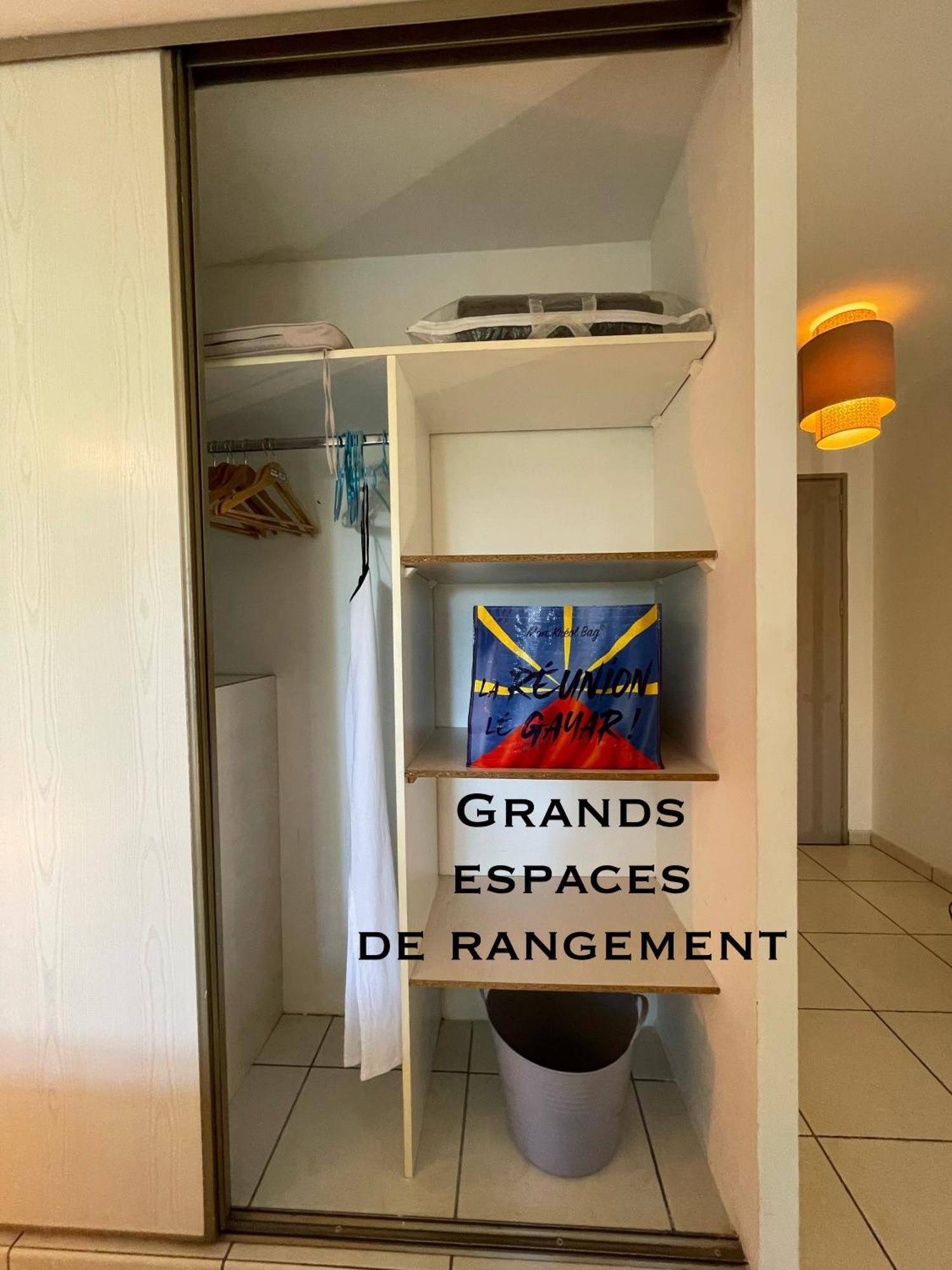 Prana Lodge Saint Gilles Les Bains 800 M De La Plage Bagian luar foto